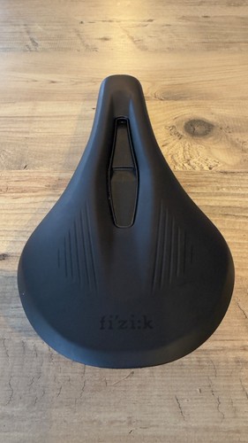 Fizik vento argo saddle - argo,