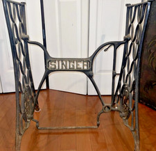 *VINTAGE*SINGER Sewing Machine