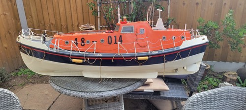 Rnli solent lifeboat radio - solent,