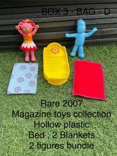 In The Night Garden Iggle Piggle Upsy Daisy & Bed 2 Blankets *RARE*Magazine set 