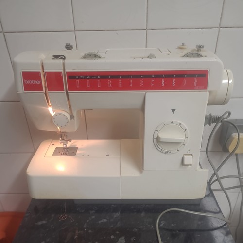 Brother 1083 sewing machine - 1083,
