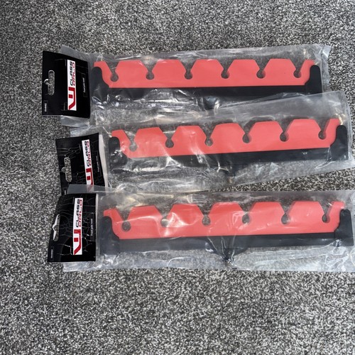 Front pole roosts - 3,