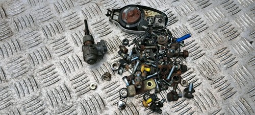 Yamaha 100 bolts - rs,