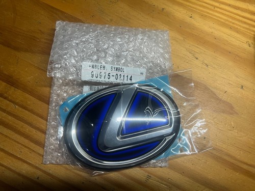 Genuine new lexus rear boot - new,