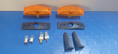 Front fender arrows for ford - 2,
