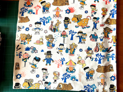 Vintage 80s magic - magic, roundabout