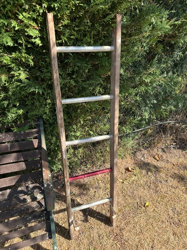 Vintage wide wooden ladder - wide, 5