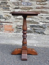 Old Charm Oak Wine Side Table