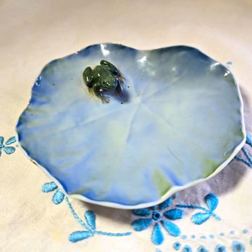 Royal copenhagen 2477 frog - copenhagen,