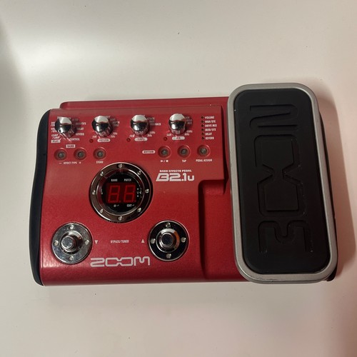 Zoom bass effects pedal - zoom,