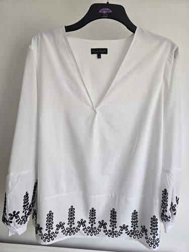 Phase eight blouse size - size, 18