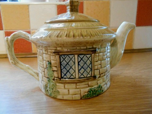 Vintage sylvac cottage teapot - sylvac,