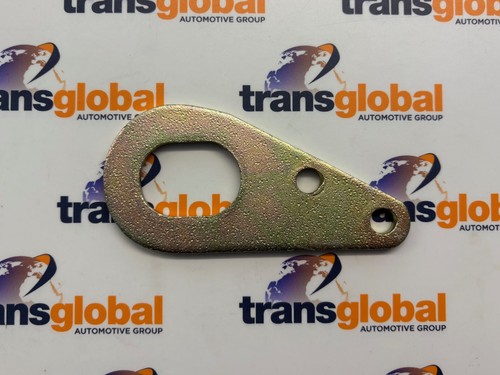 Engine lift bracket - lift, land