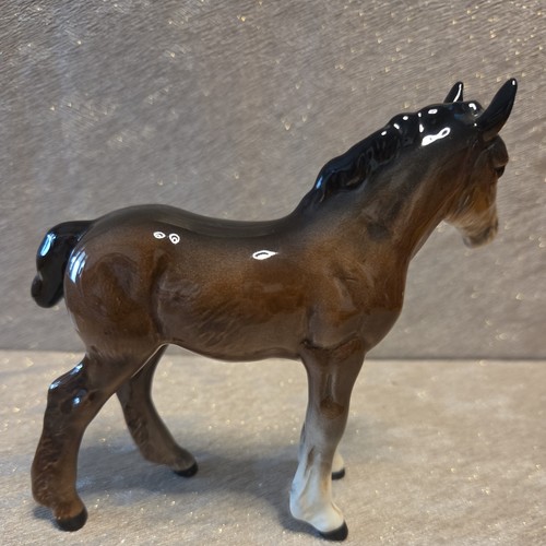 Beswick horse foal the - beswick, shire