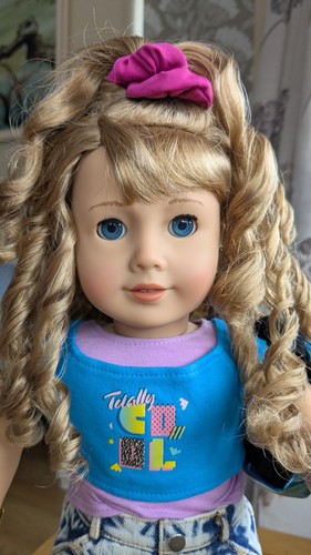American girl doll - girl, courtney