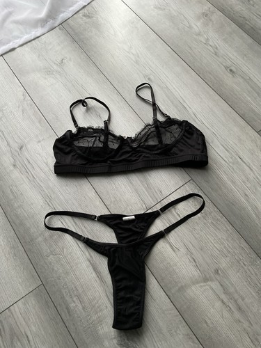 Black lingerie mesh - bra, thong