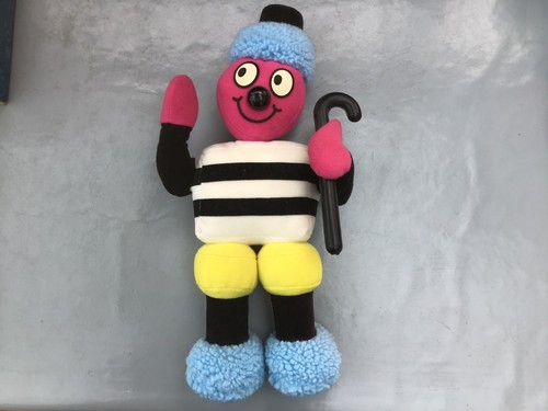 Bertie bassett plush - bassett,