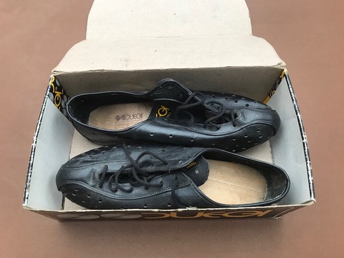 Duegi cycling shoes size - 41,