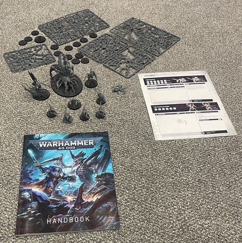 Tyranid half the warhammer - half,