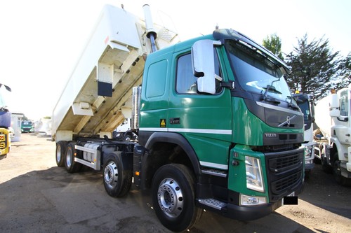 2015 volvo 8x4 tipper truck - volvo,