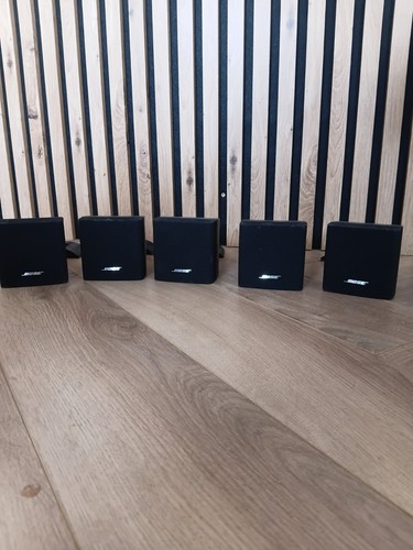 Bose black single cube - x,