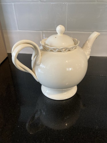 English royal creamware fine - royal,