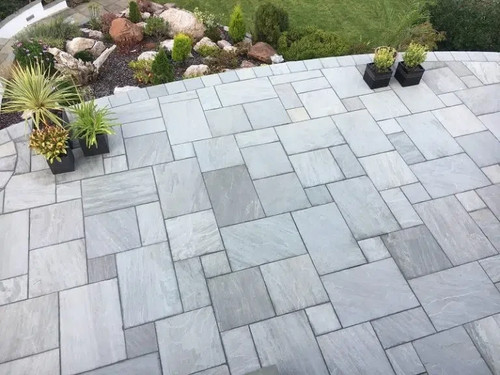 Luxury modern patio paving - patio,