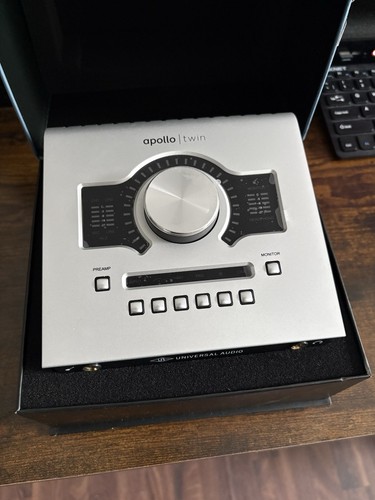 Universal audio apollo twin - apollo,