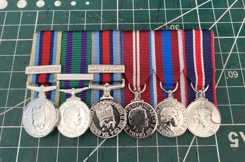 Miniature medals court - 6,