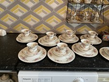 16Pc Dinner Set Vintage