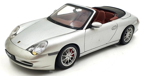 Autoart scale diecast - 1/18,