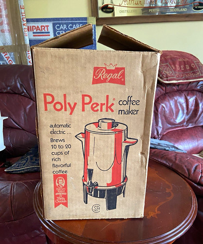 Vtg regal poly perk - regal,