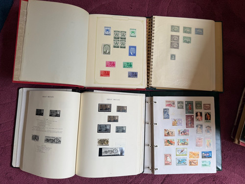 Stamp albums 160 full - 4,