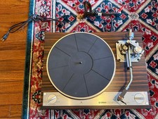 Yamaha YP-D71 Turntable with