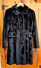 Women’s Coat Crushed Velvet
