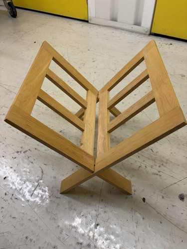 Folding wooden frame - wooden, x-frame