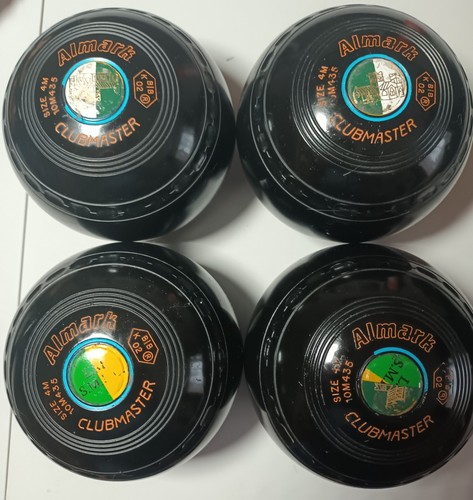 Almark clubmaster bowls set - bowls.,