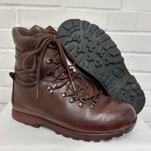 Altberg defender boots 10 - altberg,