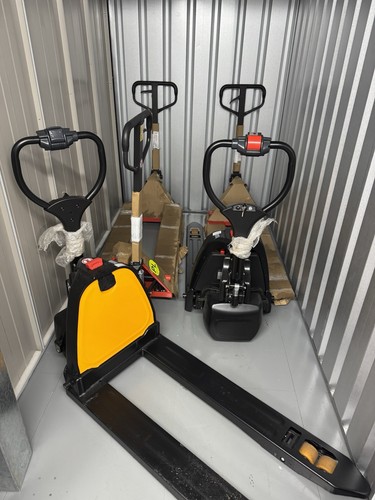Pallet trucks for sale - trucks,