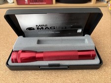 Red Mini Maglite 2x AA Torch