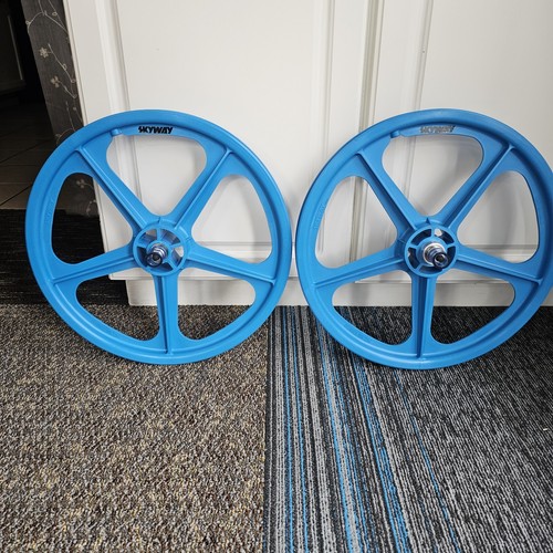 New skyway mags - aqua, old