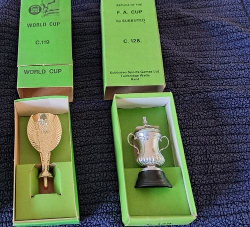 Subbuteo vintage trophies - subbuteo,