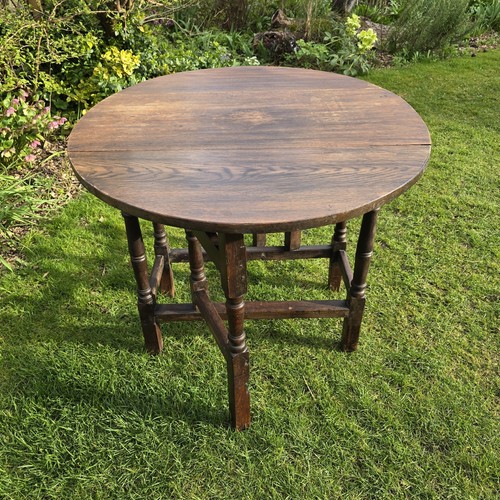 Small antique oak oval drop - small,