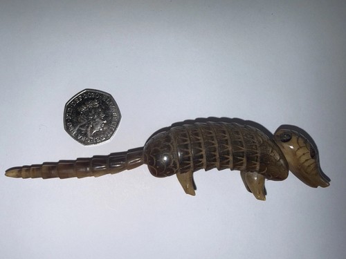 Armadillo horn antique - armadillo,
