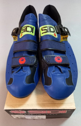 Vintage retro cycling shoes - vintage, /