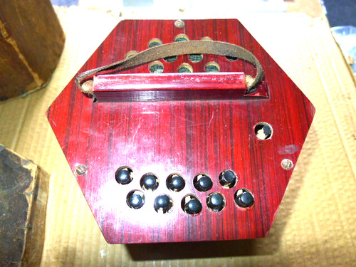 German anglo type button - german,