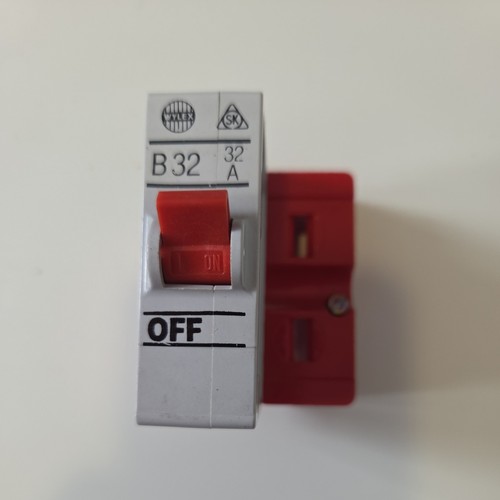 Wylex amp curve - wylex,