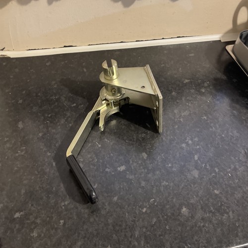 Trailer curtain tensioner - curtain,