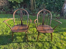2x Ercol Windsor Carver Dining Chairs #371 Elm & Beech. Vintage For Restoration