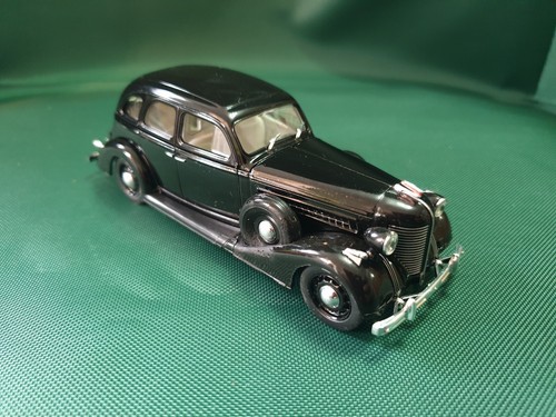 Zil zis 101a - 1/43, nash